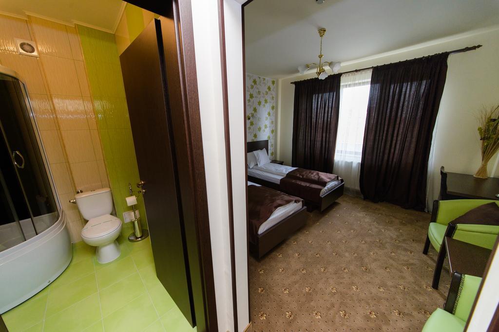 Hotel Miky Арад Стая снимка
